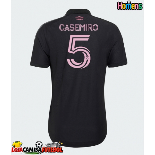 Camisa de Futebol Inter Miami Casemiro #5 Equipamento Secundário 2026-27 Manga Curta